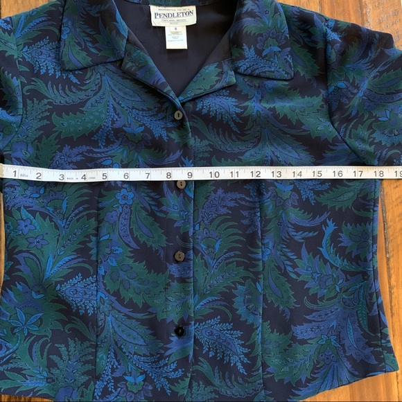 Sold! Pendleton Blazer Size 6 lightweight - Picture 5 of 6